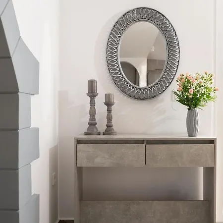 Olive Angel Apartment